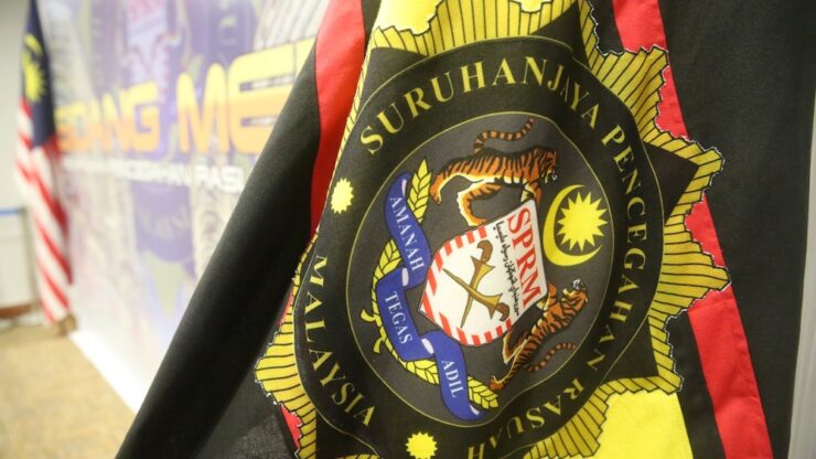 Beberapa individu termasuk penjawat awam ditahan Suruhanjaya Pencegahan Rasuah Malaysia (SPRM) membabitkan kes kartel tender kerajaan