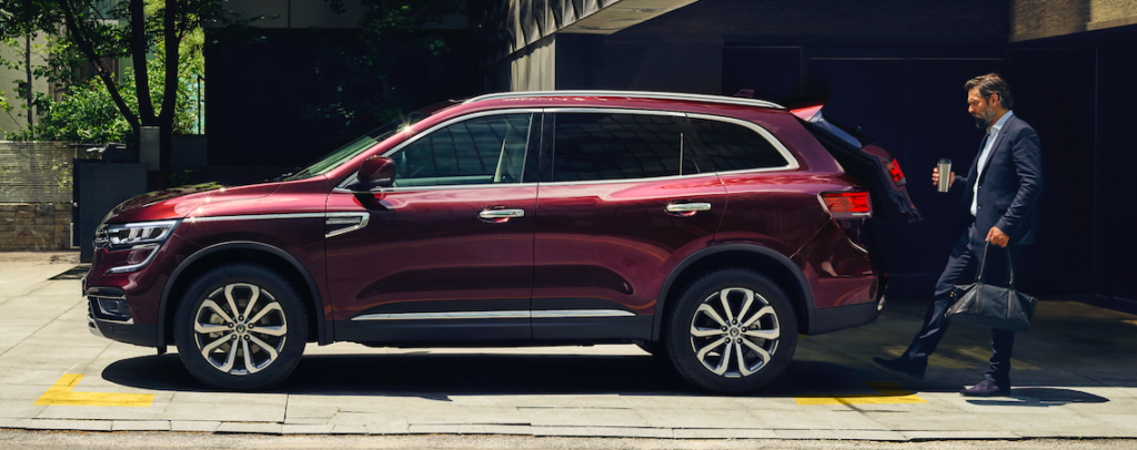 Tidak perlu menggunakan tangan bagi membuka pintu bonet belakang. Cukup sekadar meletakkan kaki di bawah kenderaan