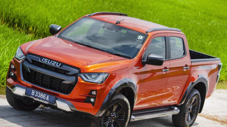 Valencia Orange antara warna pilihan bagi Isuzu D-Max generasi ketiga. - Foto oleh Isuzu Malaysia