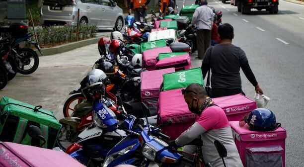 Perkhidmatan p-hailing antara yang dibenarkan beroperasi sepanjang tempoh 'lockdown'