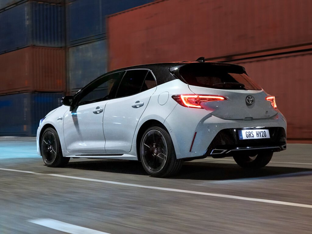 210505-gr-corolla-toyota-v001.jpg