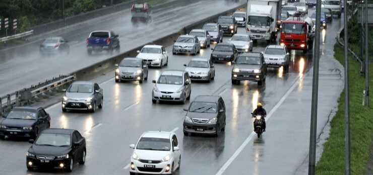 Lebuhraya Kuala Lumpur Karak (KLK) tetap dijangka sibuk menjelang Aidilfitri di sebalik arahan larangan rentas negeri dikuatkuasa