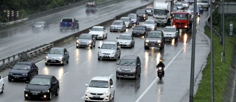 Lebuhraya Kuala Lumpur Karak (KLK) tetap dijangka sibuk menjelang Aidilfitri di sebalik arahan larangan rentas negeri dikuatkuasa