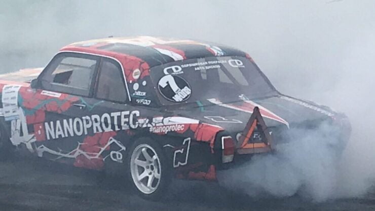 Asap kenderaan yang terlalu kotor dan banyak boleh menyebabkan berlaku pencemaran udara