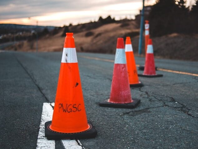 Kerajaan melarang sebarang pergerakan rentas negeri sebagai usaha membendung penularan Covid-19