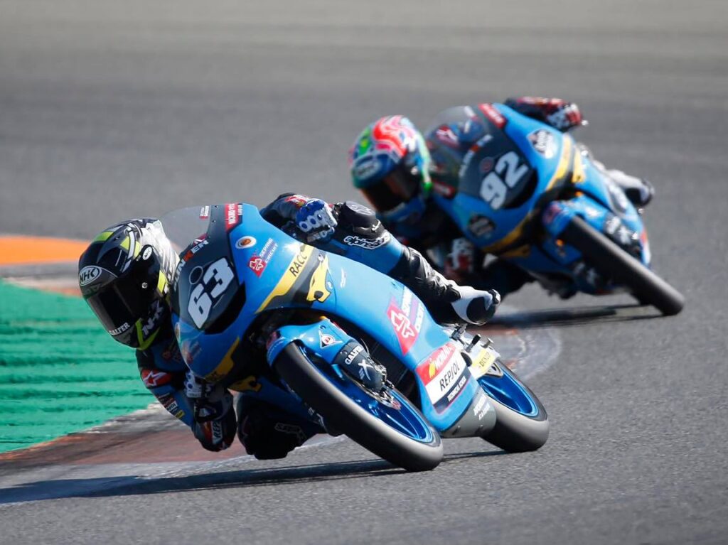 Tidak dinafikan ramai kalangan peminat sukan perlumbaan teruja untuk melihat aksi Damok di Moto3 nanti. - Foto ihsan Facebook/Damok