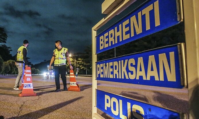 Polis sentiasa melakukan operasi berterusan dalam mengekang aktiviti lumba haram. - Foto oleh Hari Anggara