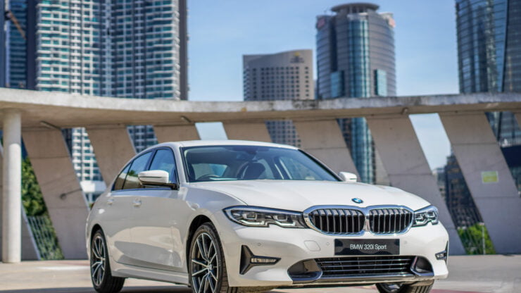 Rekaan luar BMW 320i baharu menyerlahkan gaya eksklusif. - Foto oleh BMW Malaysia