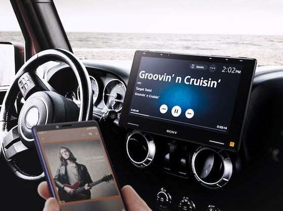 Harga skrin sesentuh Sony baharu masih belum diketahui. - Foto ihsan Sony Asia