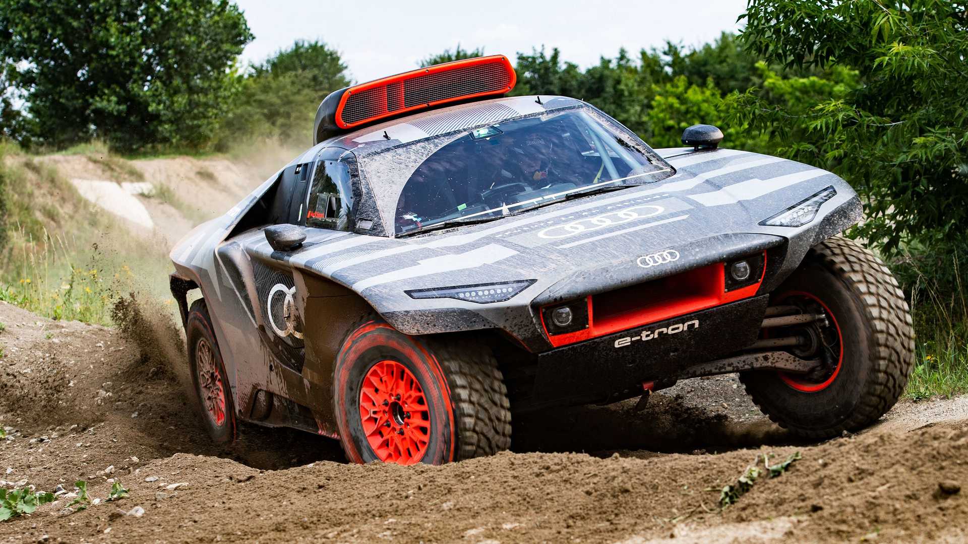 audi rs q e-tron 05