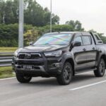 toyota hilux 2020 media drive 25