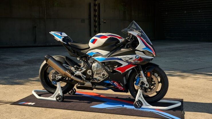 bmw m1000 rr 02