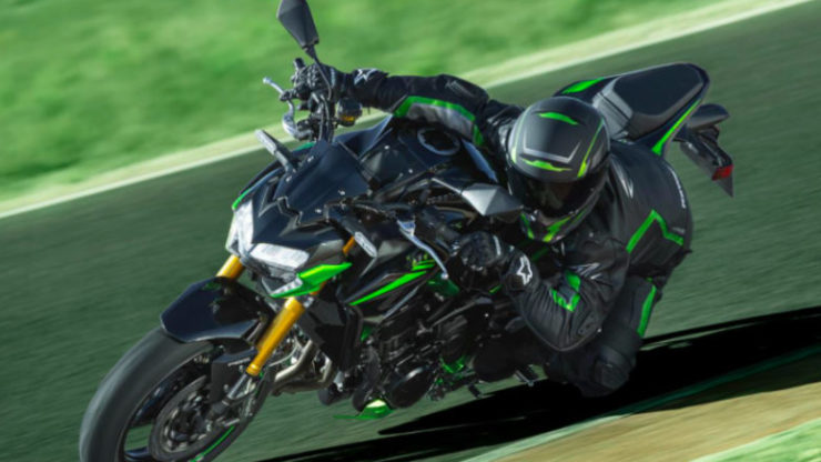 Kawasaki Z900 SE merupakan versi istimewa bagi Z900 di Eropah. - Foto fail ihsan Kawasaki