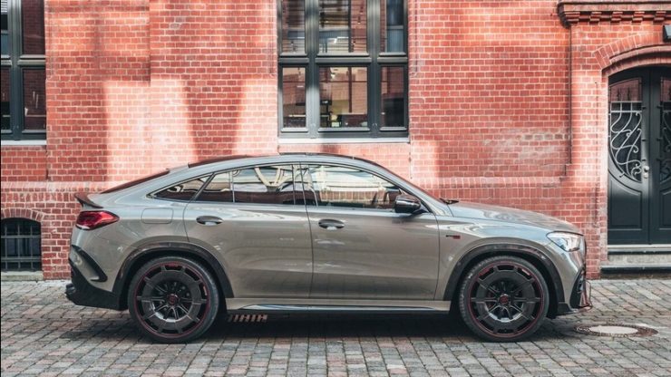 brabus 900 rocket edition 01