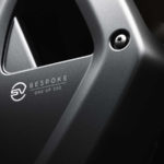 land rover defender v8 james bond edition 01