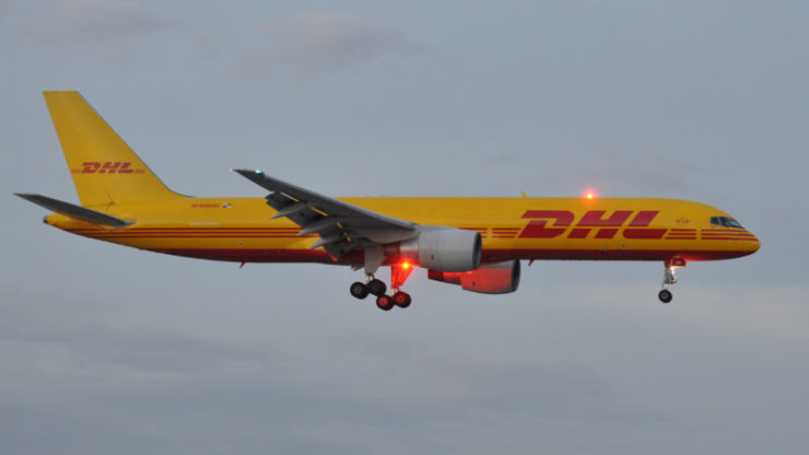 DHL antara syarikat kurier terkemuka dunia. - Foto ihsan Wikipedia