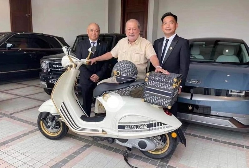 vespa 946 christian dior sultan johor 01