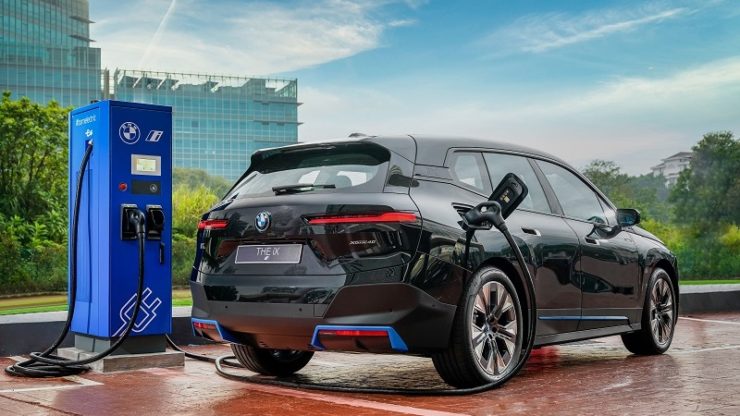 bmw ix charger