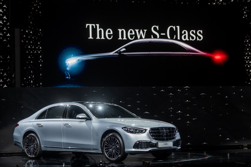 mercedes benz s580e official 2021 01