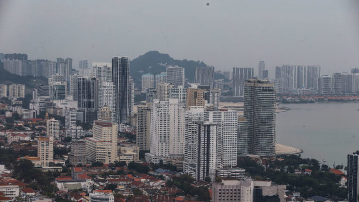 Pulau Pinang antara lokasi popular buat para pelancong setiap kali musim cuti. - Foto ihsan Malay Mail