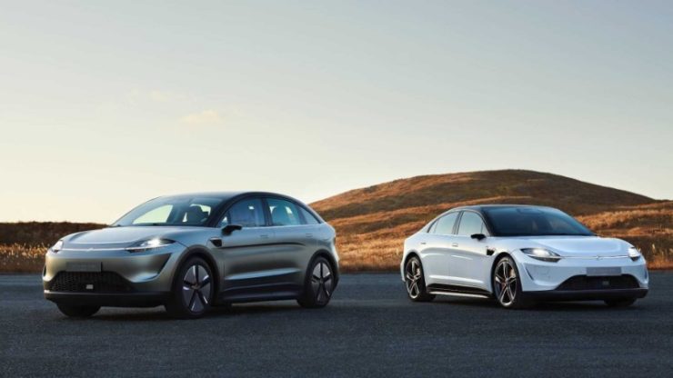 sony vision s 02 suv 02