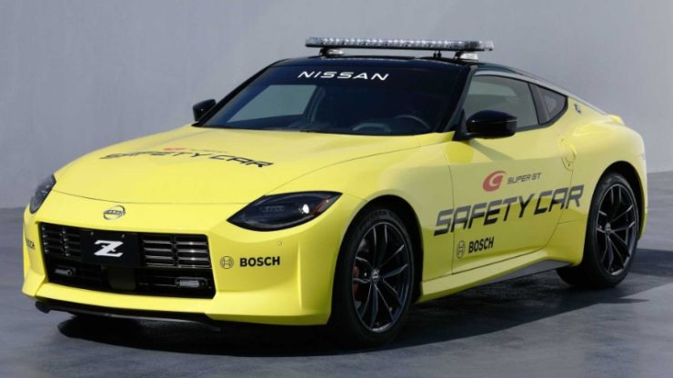 nissan z safety car 01