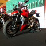 ducati streetfighter v2 02