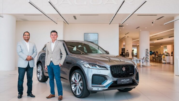 jaguar f-pace 2022 01