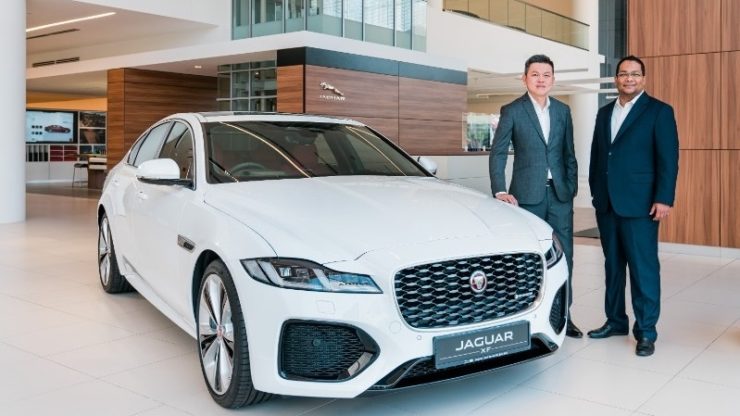 jaguar xf 2022 01
