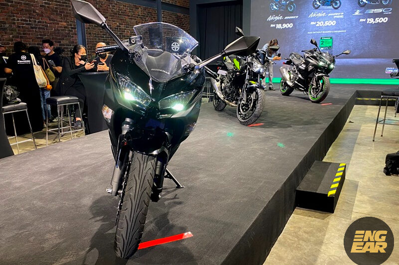 Modenas X Kawasaki 250 cc model pelancaran