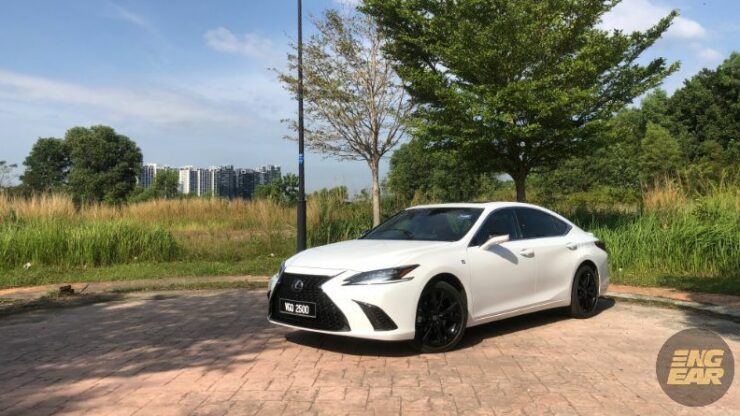 lexus es250 f sport 04