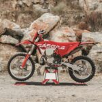 29836_Enduro _ EC 300 _ 2023 _ Static