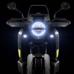 94283_Norden_901_MY22_Detail_FrontLightON