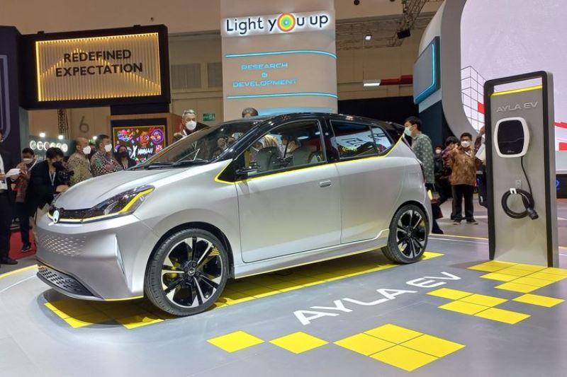 Daihatsu Ayla EV GIIAS 01