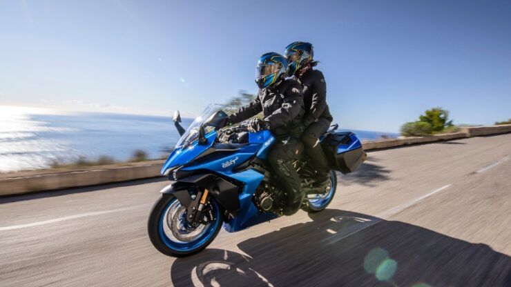 Suzuki GSX-S1000 GT 01