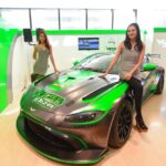 viper niza racing aston martin vantage 22