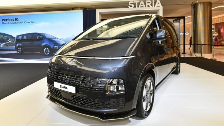 Hyundai Staria 10 tempat duduk 02