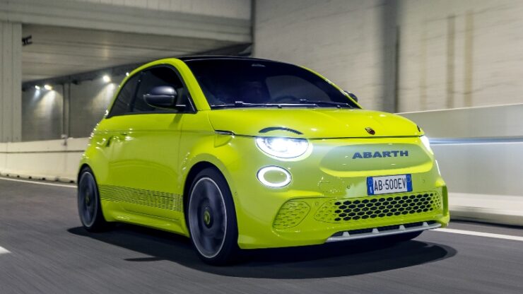 Abarth 500e 08