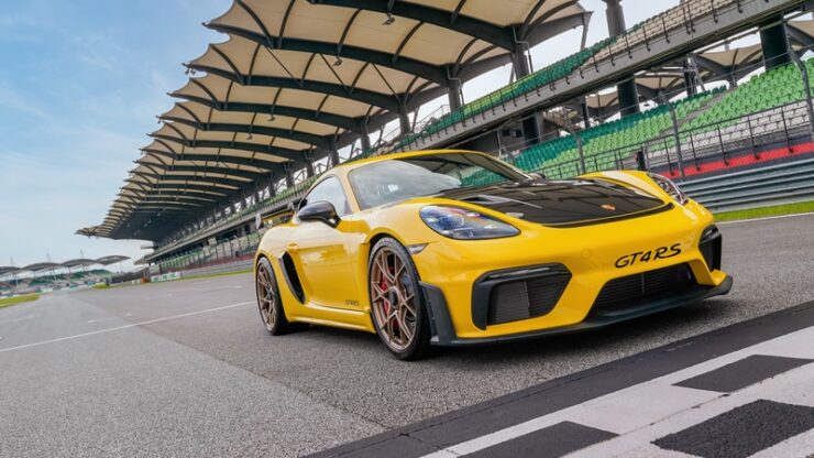 Porsche 718 Cayman GT4 RS-2