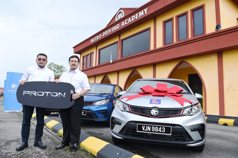 Proton Iriz Metro Driving Academy 02