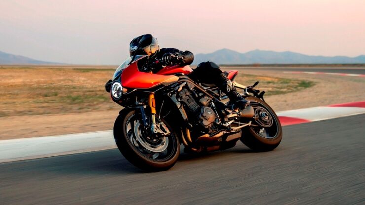 Triumph Speed Triple 1200