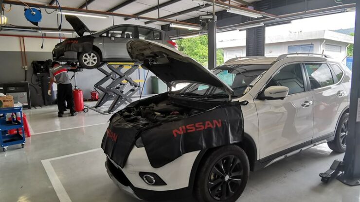 02 Nissan Certified Technicians