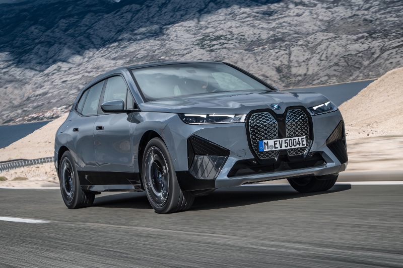 04. The New BMW iX xDrive50 Sport