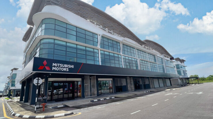 MMM and authorized dealer Auto Pacifica Sdn Bhd opened the first Mitsubishi Motors 4S Centre in Sarawak