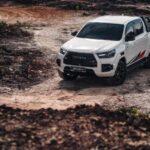 toyota hilux official 2023 01