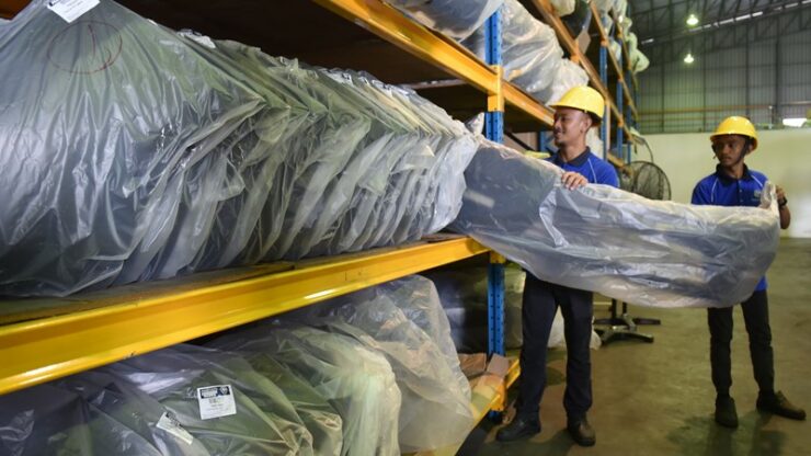 Pusat Alat Ganti Serantau Proton Kuching 03