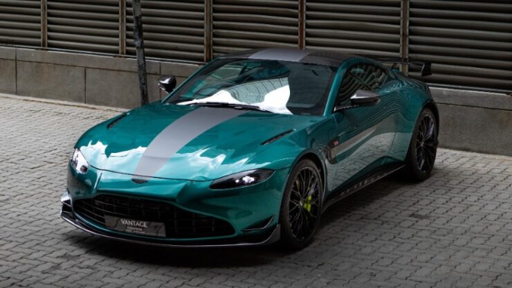 aston martin vantage f1 04