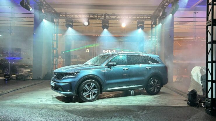 kia sorento 2023 thumb