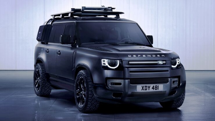 Land Rover Defender 130 Outbound 01