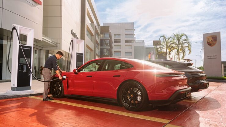 Porsche Pengecas DC 350 kW 01